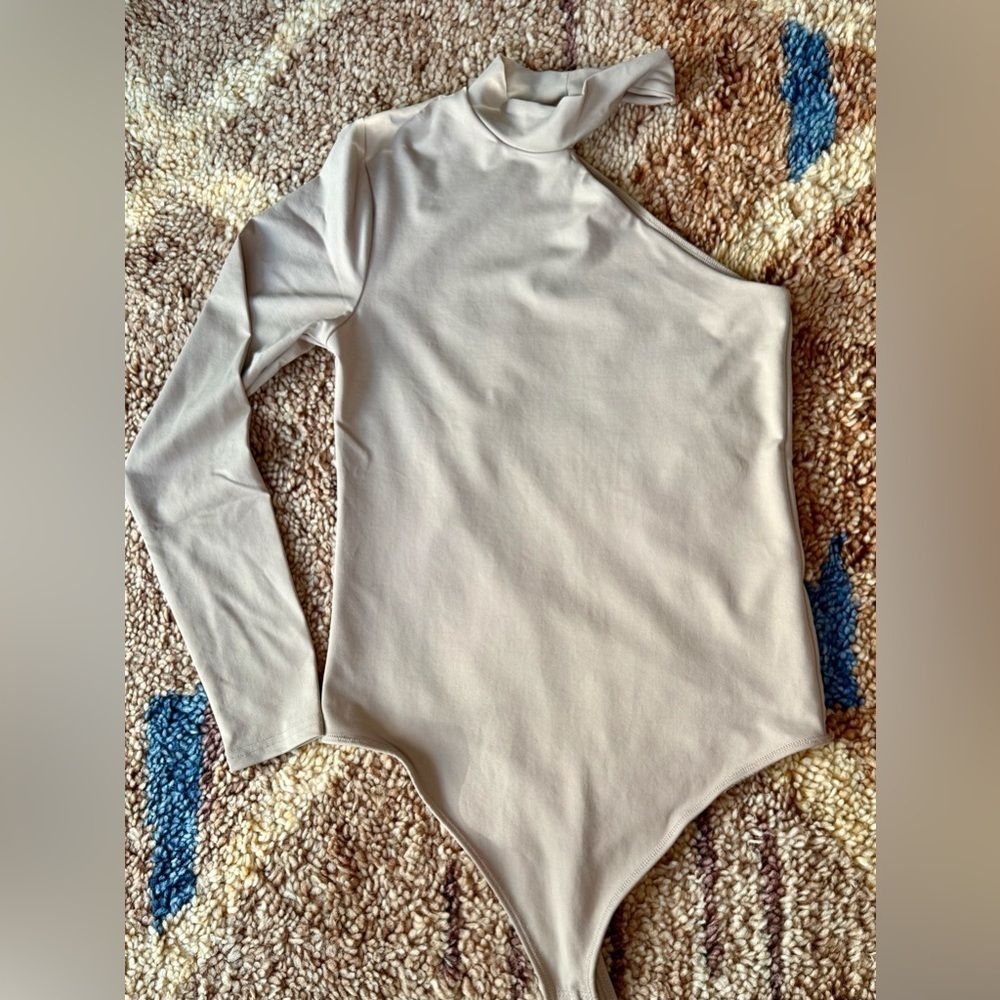 Abercrombie One-Shoulder Long Sleeve Mock Neck Bodysuit